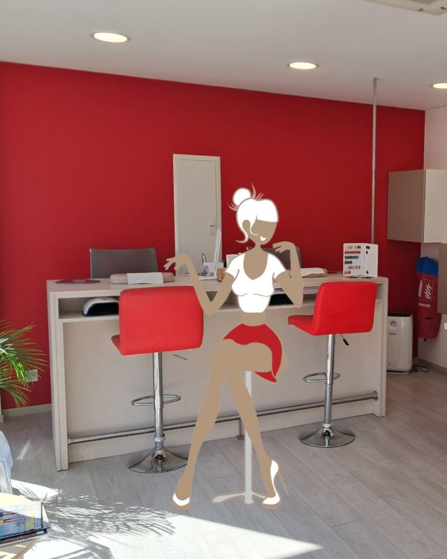 📍 Zoom sur notre institut Quick Épil’ de Montbéliard ! 

Vous êtes à Montbéliard ou dans les environs ? L'institut Quick Épil’ est l’adresse idéale pour une pause beauté et bien-être, sans rendez-vous et en toute simplicité !

Nos esthéticiennes vous attendent pour vous chouchouter :

💅 Manucure et soin des ongles : Des mains impeccables en toute occasion.
✨ Épilation : Une peau douce et soignée tout au long de l’année.
👁️ Beauté du regard : Rehaussement et teinture des cils pour un regard irrésistible.
💆‍♀️ Soins visage et corps : Apportez hydratation et fraîcheur à votre peau.
🤲 Modelages relaxants : Évacuez le stress avec un moment de détente absolue.
☀️ UV : Pour un teint lumineux et un bronzage parfait, même en hiver.

🕓 Nos horaires flexibles s’adaptent à votre rythme : sans rendez-vous et en non-stop.

📢 Pour profiter d’avantages exclusifs, faîtes partis du Club Quick Epil’ à partir de 7€/mois : épilation du visage ou des aisselles OFFERTE chaque mois, réductions allant de 30% à 60% sur vos prestations, un cadeau pour votre anniversaire, et bien plus encore !

📍 Retrouvez-nous au 6 Rue Charles Lalance, 25200 Montbéliard

#QuickEpilMontbéliard #BeautéEtBienÊtre #ÉpilationDouceur #Manucure #SoinVisage #BeautéDuRegard #ManucureMontbéliard #Montbéliard